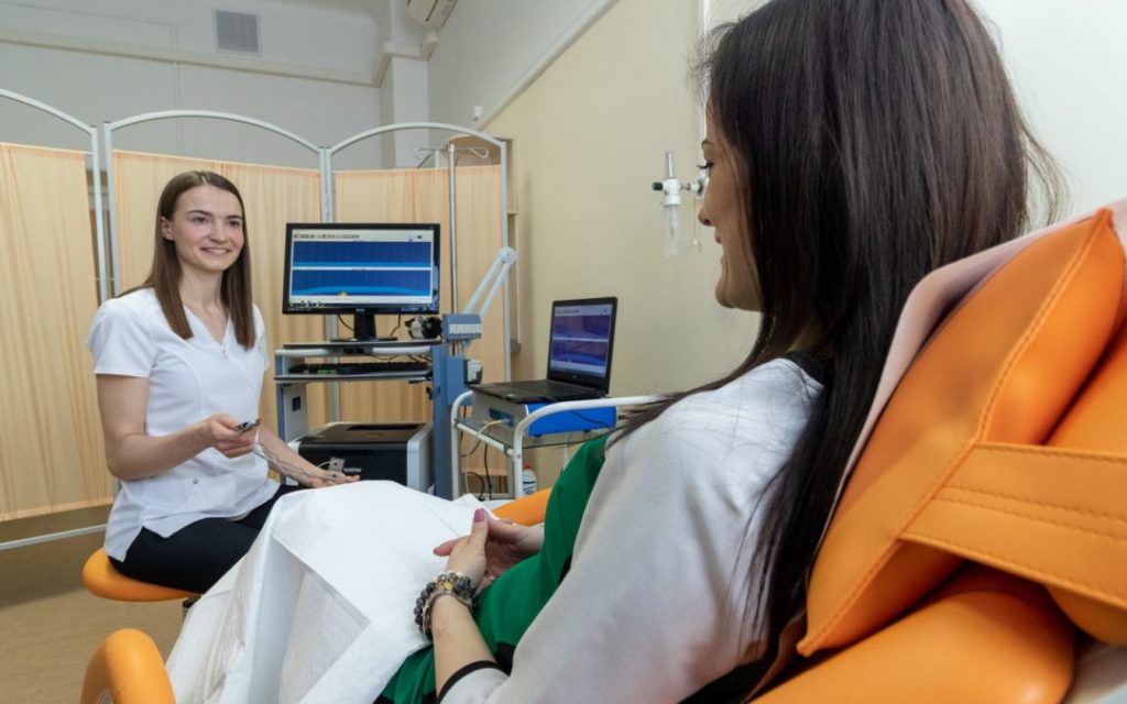 درمان یبوست با بیوفیدبک تراپی