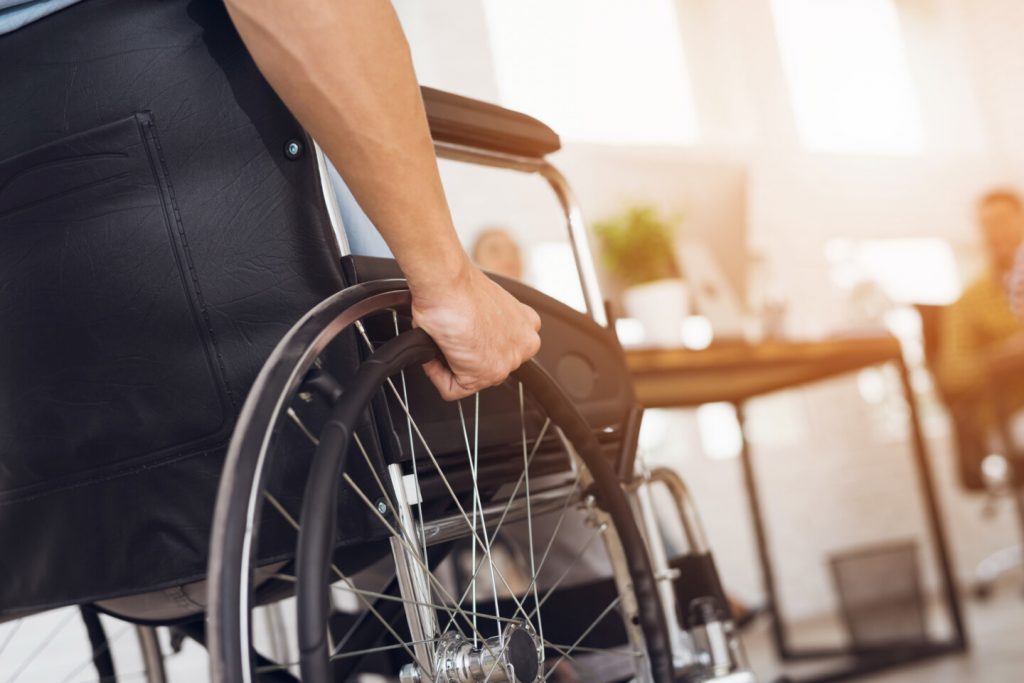 بی اختیاری مدفوع آسیب نخاعی